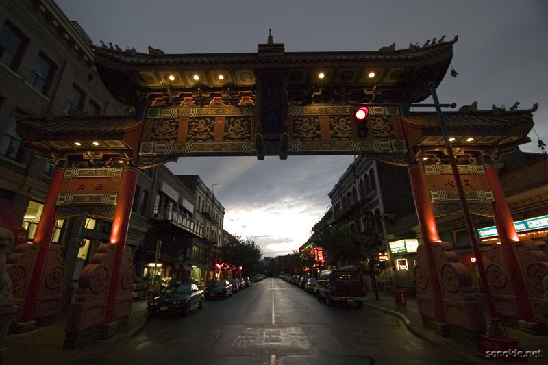 chinatown gate