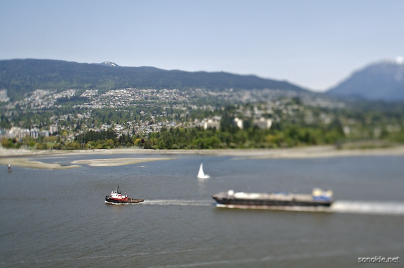 toy boat
